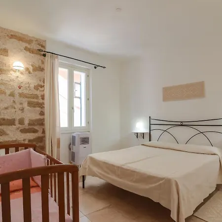 Casa Simon Nel Centro Di Διαμέρισμα